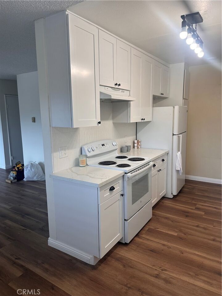 Property Photo:  3424 Pueblo 8  CA 90032 