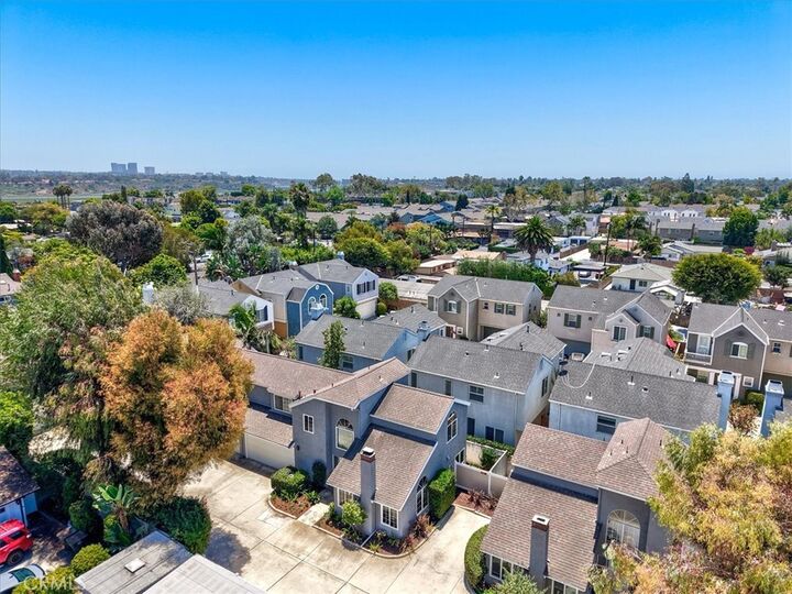 Property Photo:  2626 Santa Ana 3  CA 92627 