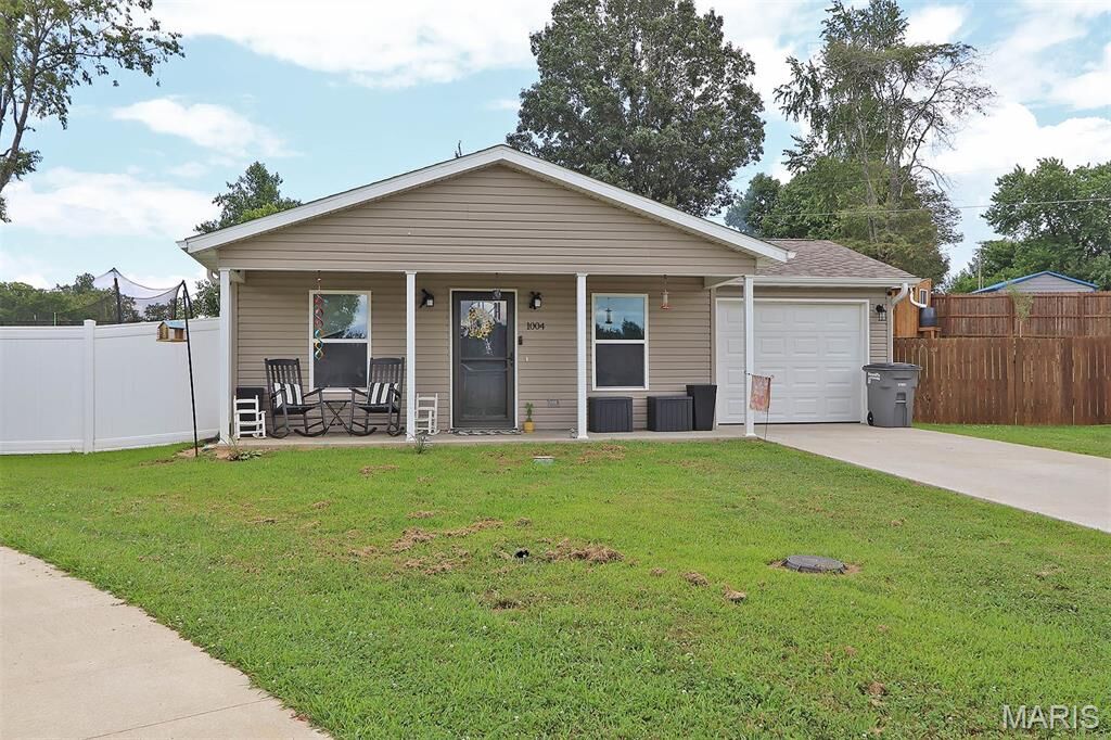Property Photo:  1004 Allenview Drive  MO 63755 