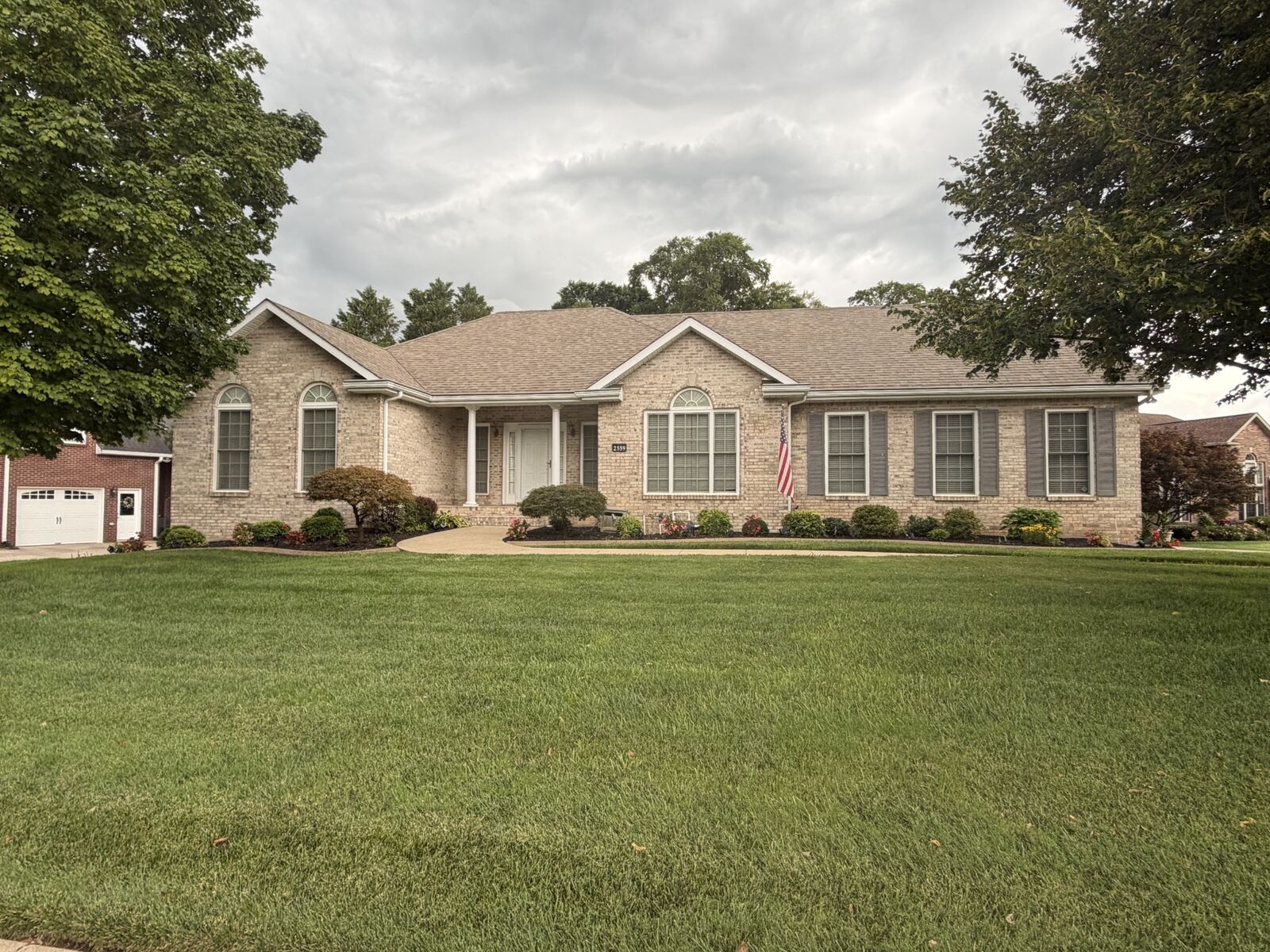Property Photo:  2559 Hedgerow Ln  TN 37043 