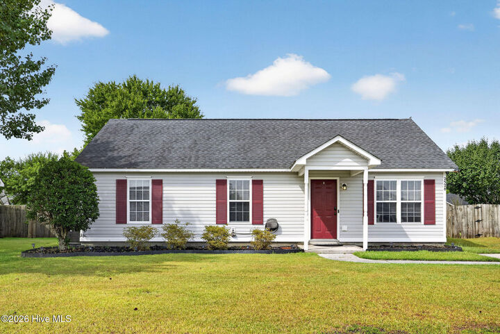 Property Photo:  2528 Bradfield Court  NC 28411 