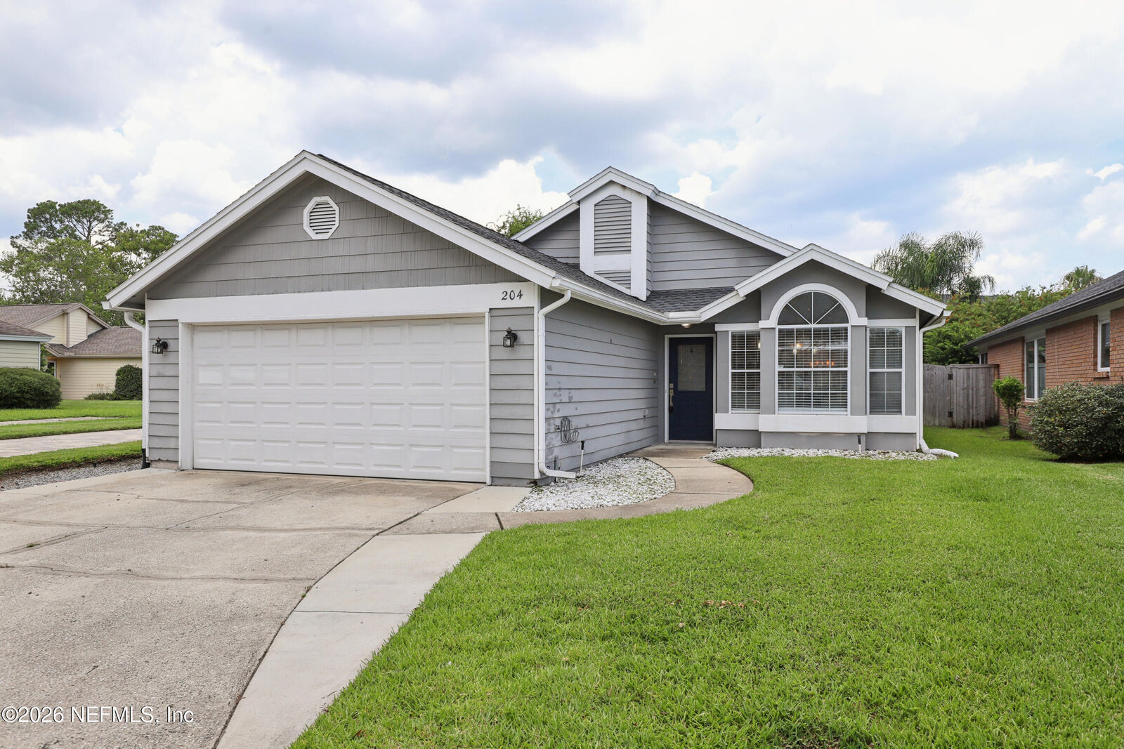 Property Photo: 204 Crosstern Court FL 32082