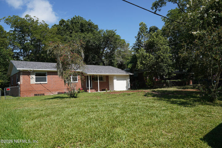 Property Photo: 1320 Placid Place FL 32205