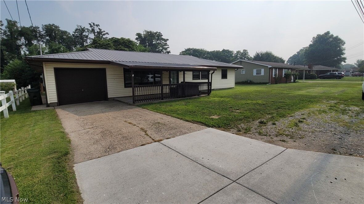 Property Photo: 2309 Rockland Avenue OH 45714