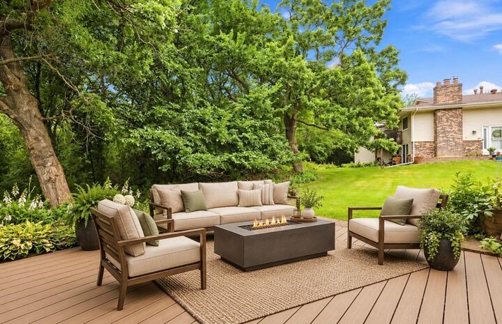 Property Photo:  1711 Hickory Hill Drive  MN 55122 
