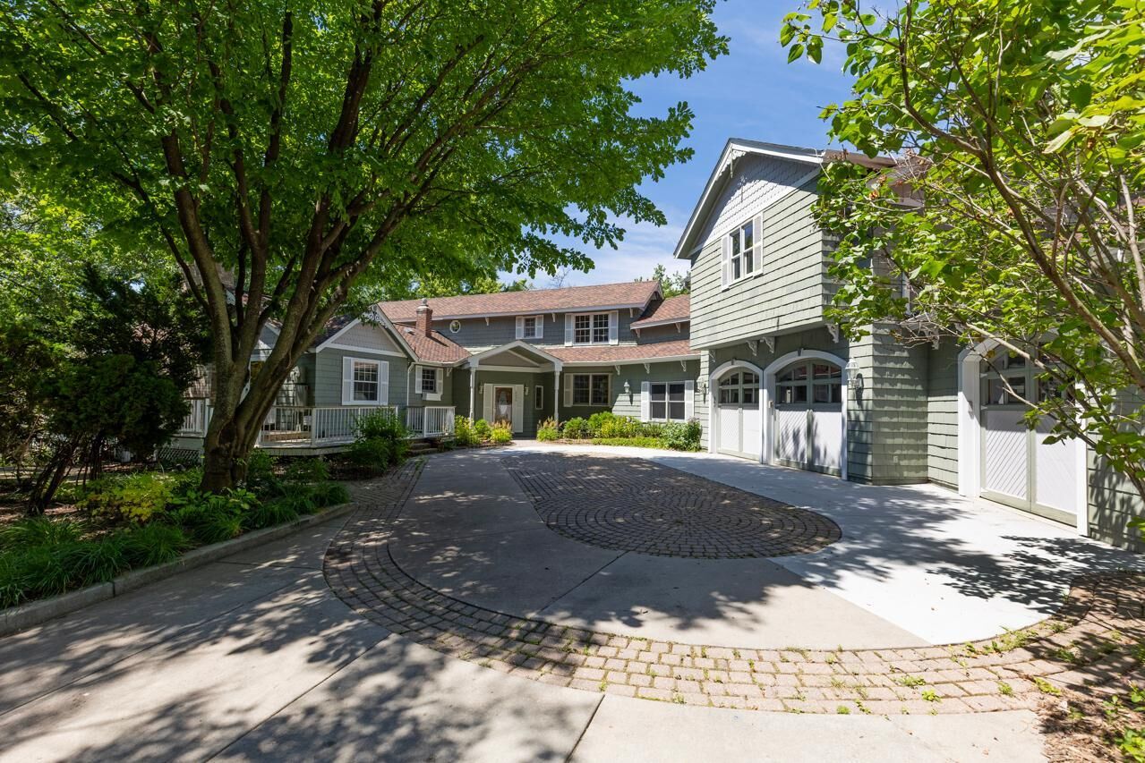 Property Photo: 6630 Horseshoe Curve MN 55317