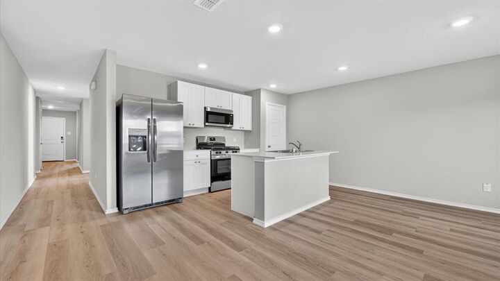 Property Photo:  353 Wayland Street  TX 76059 