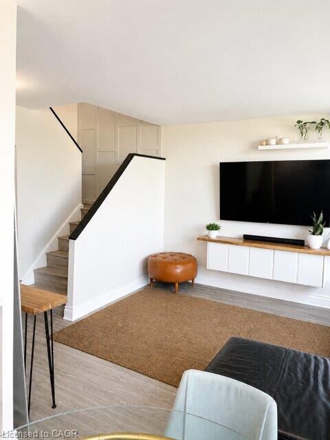 Property Photo: 2121 Roche Court 514 ON L5K 2C7