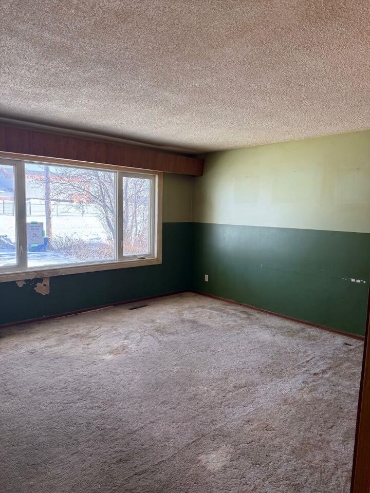 Property Photo: 10140 105 Street AB T0A 2C0