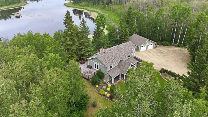 Property Photo: 425054 Highway 771 AB T0C 2J0