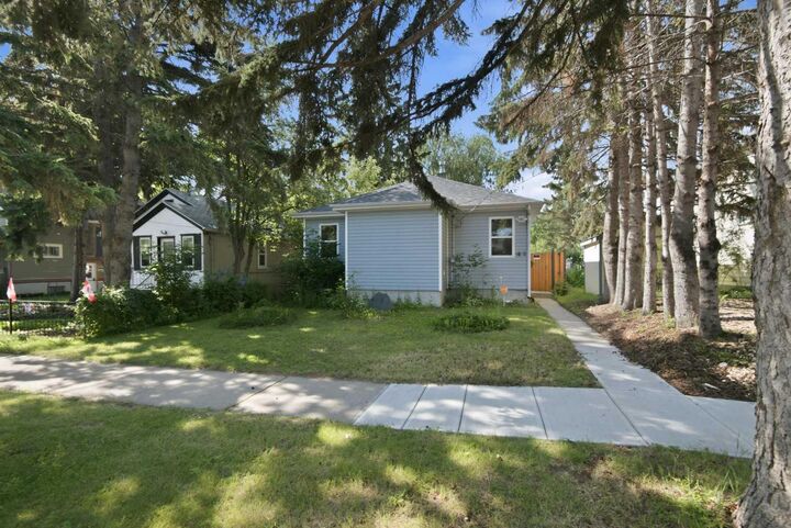 Property Photo: 4625 48 Street AB T4N 1S4