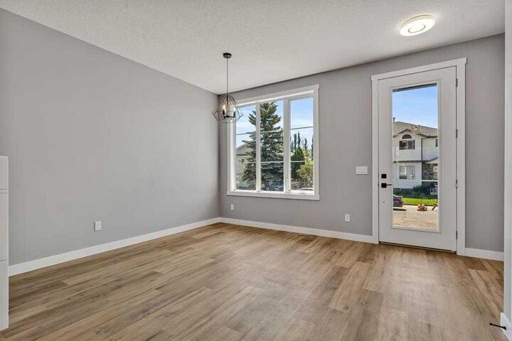 Property Photo:  28A Green Meadow Crescent  AB T1P 1H4 