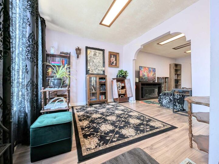 Property Photo:  915 8 Street S  AB T1J 2K7 