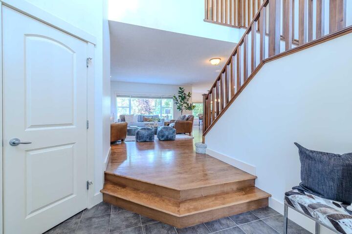 Property Photo:  1835 Evergreen Drive SW  AB T2Y 5B1 