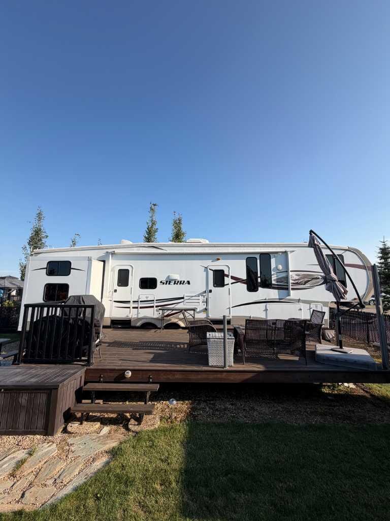 Property Photo: 41019 RR 11 89 AB T0C 0J1