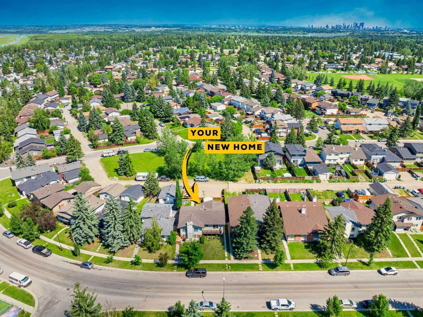 Property Photo: 3627 Cedarille Drive SW AB T2W 3J5