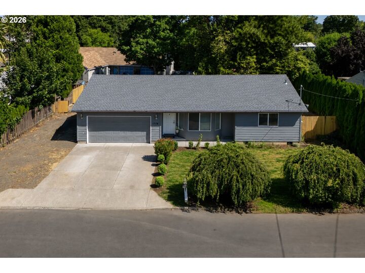 Property Photo:  1778 SE Jean Ln  OR 97123 