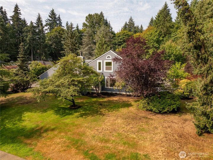 Property Photo:  11701 NE 105th Lane  WA 98033 