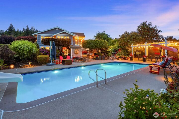 Property Photo:  1311 NW 188th Street  WA 98177 