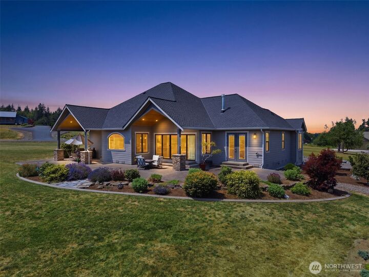 Property Photo: 28210 142nd St E WA 98321
