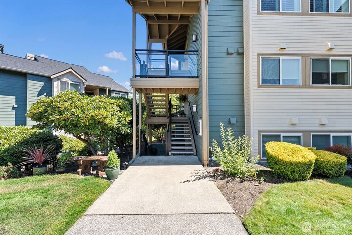 Property Photo:  3008 N Narrows Drive B-301  WA 98407 