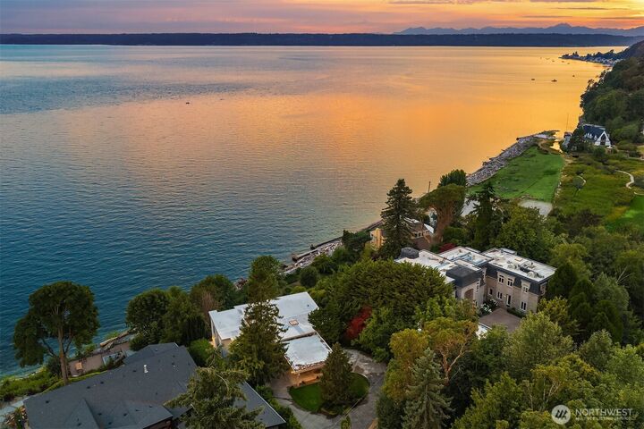 Property Photo: 17825 Normandy Terrace SW WA 98166