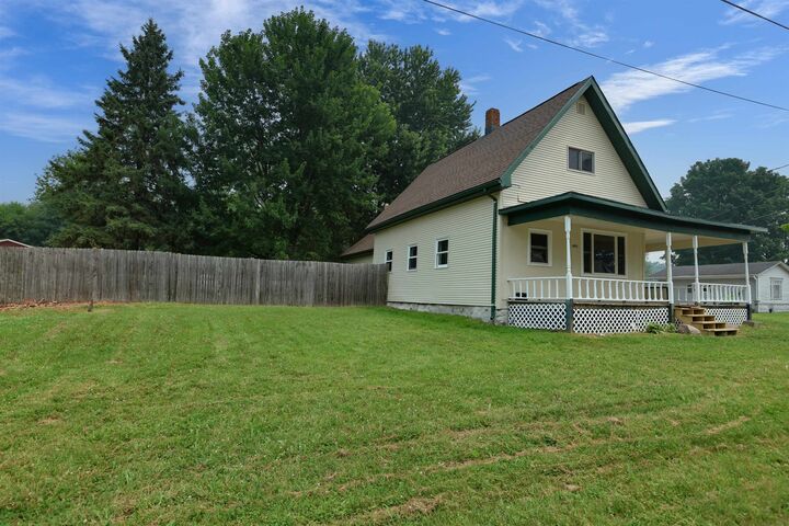 Property Photo:  N4810 County Road B  WI 54916 