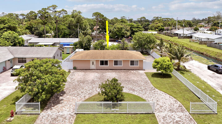 Property Photo: 2488 Pineway Drive FL 33415