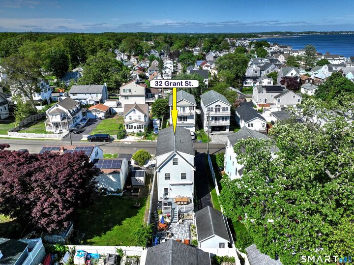 Property Photo: 32 Grant Street CT 06460