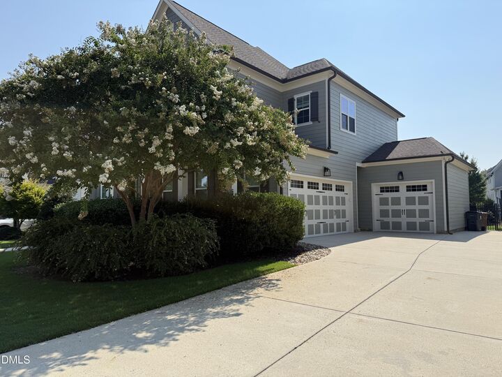 Property Photo: 108 Split Trunk Path NC 27540