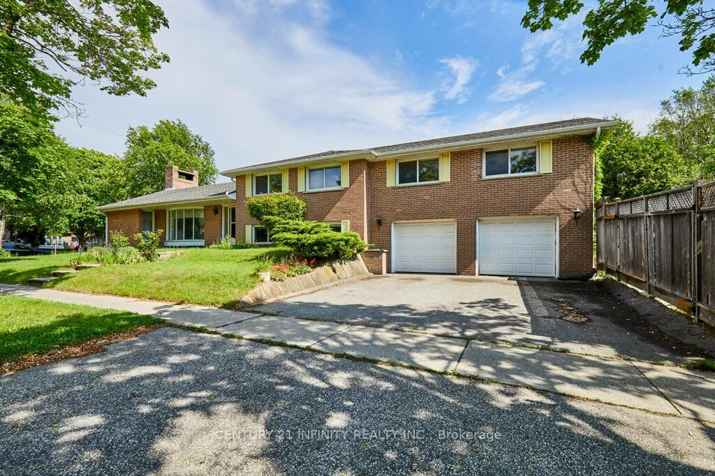 Property Photo:  1 Goodland Gate  ON M1S 1V4 