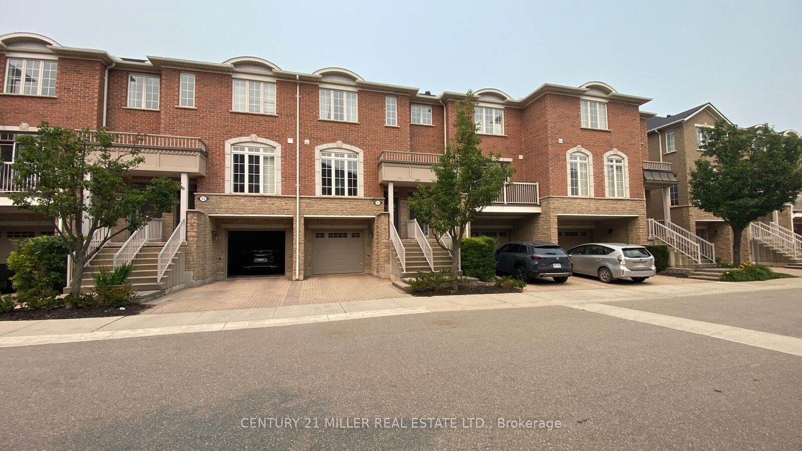 Property Photo:  1169 Dorval Drive 44  ON L6M 4V8 