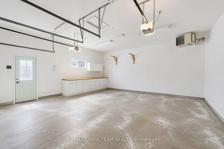 Property Photo:  238 Park Avenue  ON K7C 2G6 