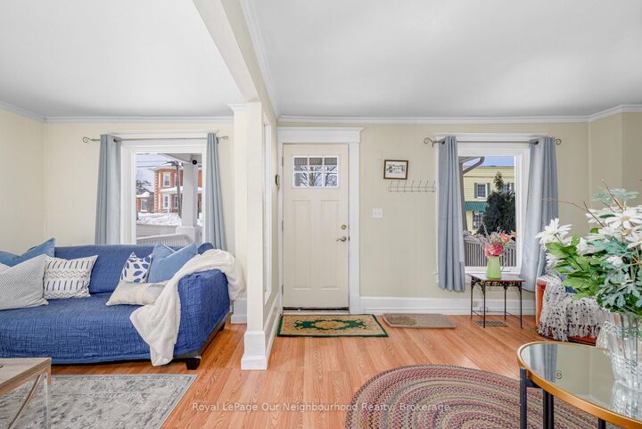 Property Photo:  101 Durham Street S  ON K0K 2K0 