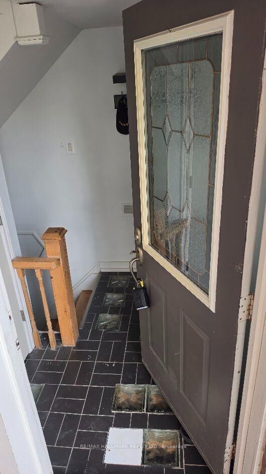 Photo de la propriété: 888 Krosno Boulevard ON L1W 1H4
