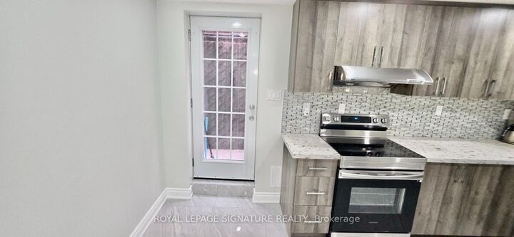 Property Photo:  16A Hutton Crescent  ON L7C 1B1 