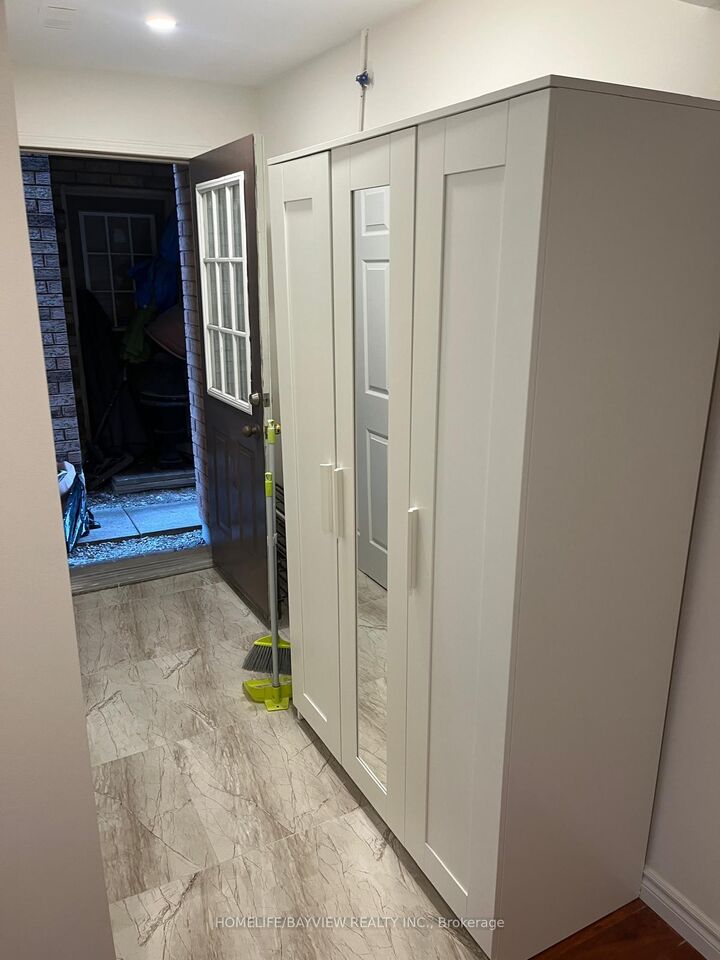 Property Photo: 167 Yellowood Circle Bsmnt ON L4J 8M5