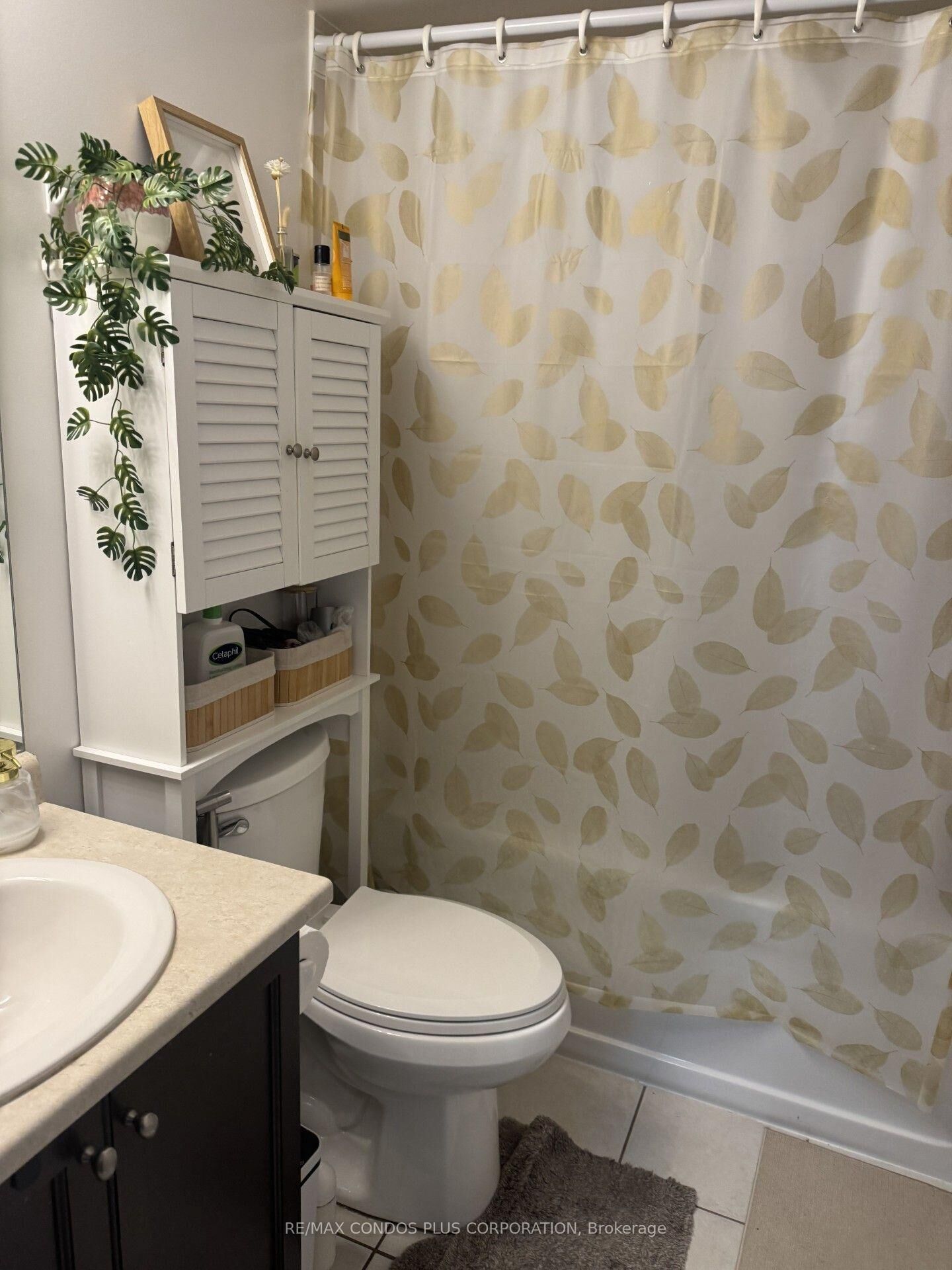 Property Photo: 30 Grand Trunk Crescent 3712 ON M5J 3A4