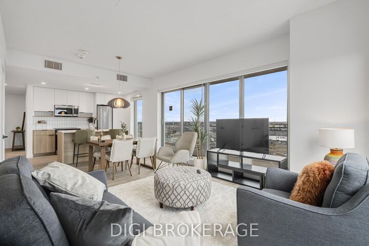 Property Photo:  1240 Cummings Avenue 2806  ON K1J 0E3 