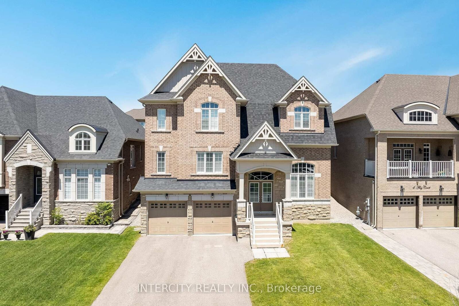 Property Photo: 6 Flay Court ON L0L 1L0