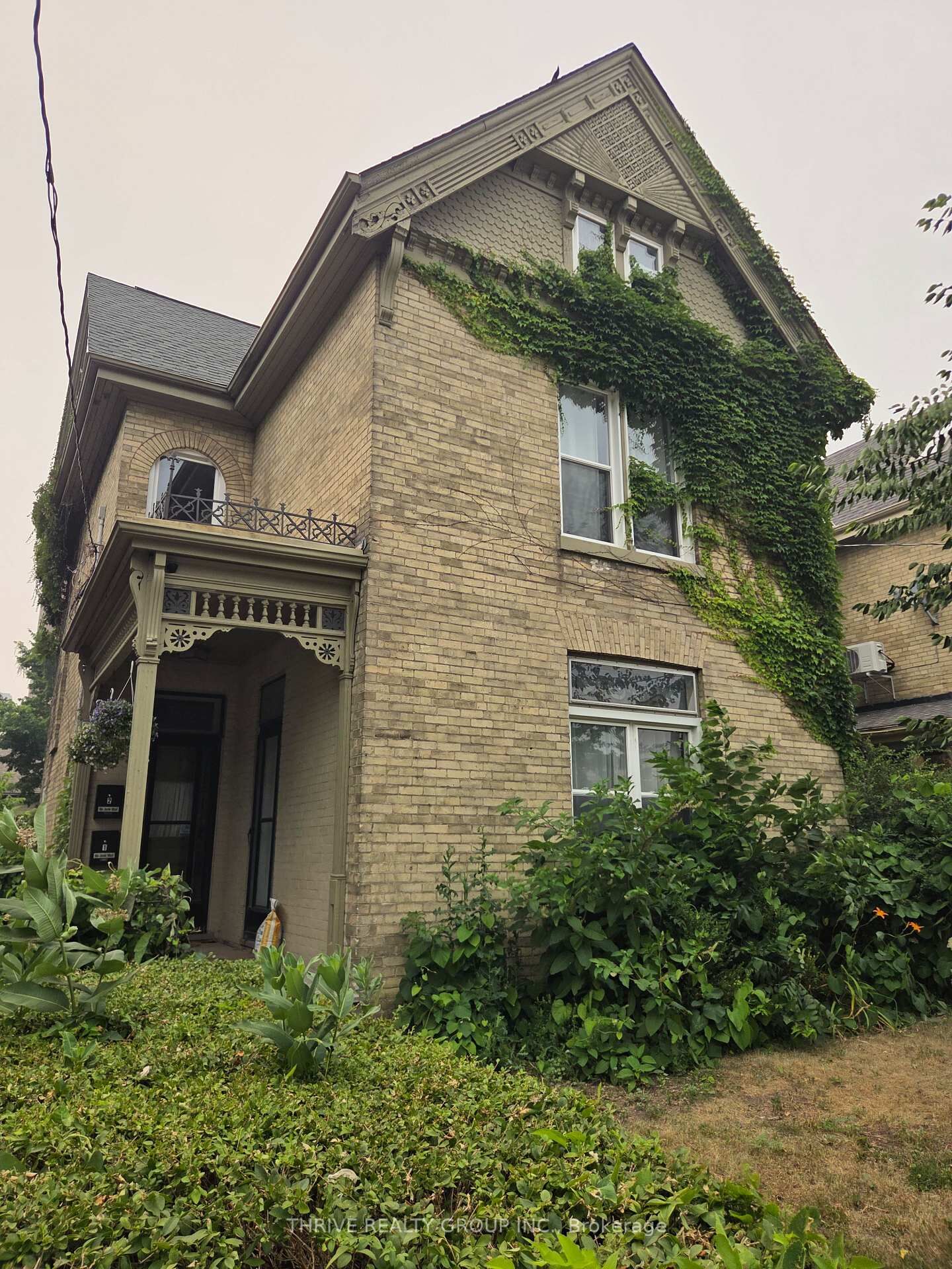Property Photo: 369 Maitland Street Upper ON N6B 2Y9