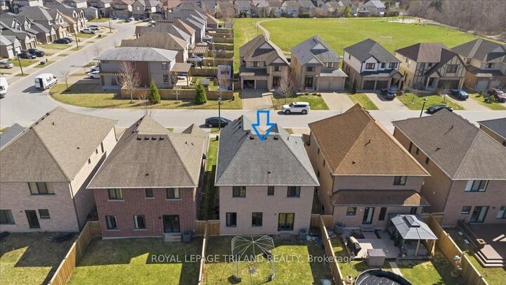 Property Photo:  1942 Cedarpark Drive  ON N5X 0J1 