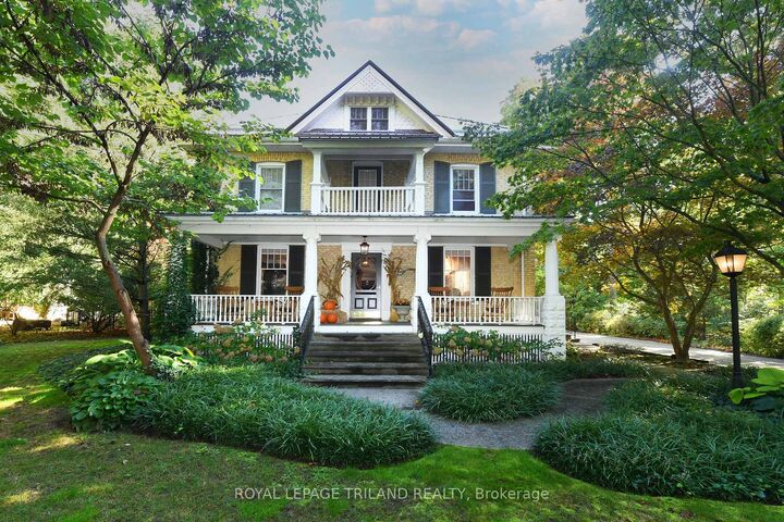 12 Victoria Street — photo 1