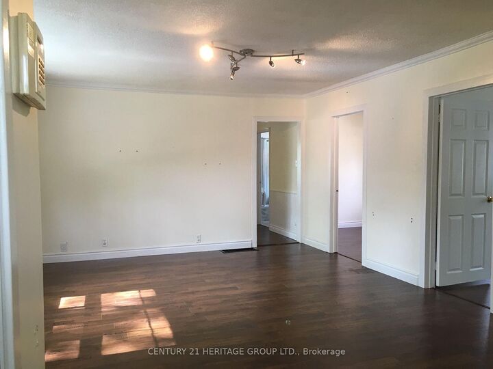 Property Photo: 280 Parkway Avenue ON L4P 2V9