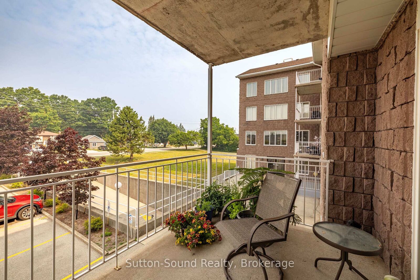 Property Photo: 1775 9th Avenue E 208 ON N4K 6K3
