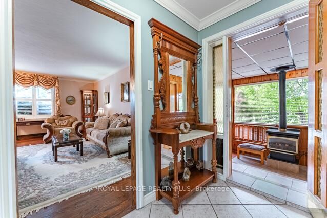 Property Photo: 87 Hullmar Drive ON M3N 2E2