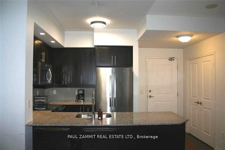 Property Photo: 85 East Liberty Street 314 ON M6K 3R4