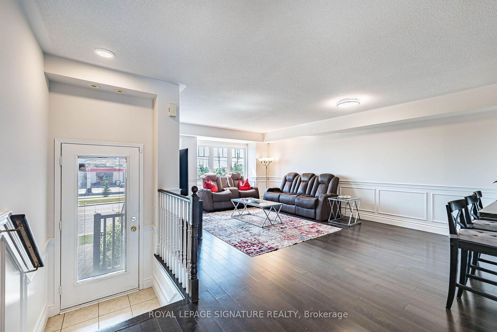 Property Photo: 3985 Eglinton Avenue W 17 ON L5M 0E8
