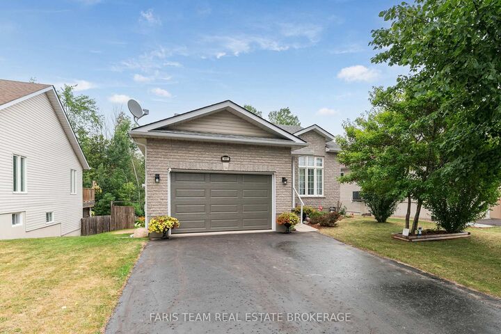 Property Photo:  47 Georgias Walk  ON L0K 2A0 