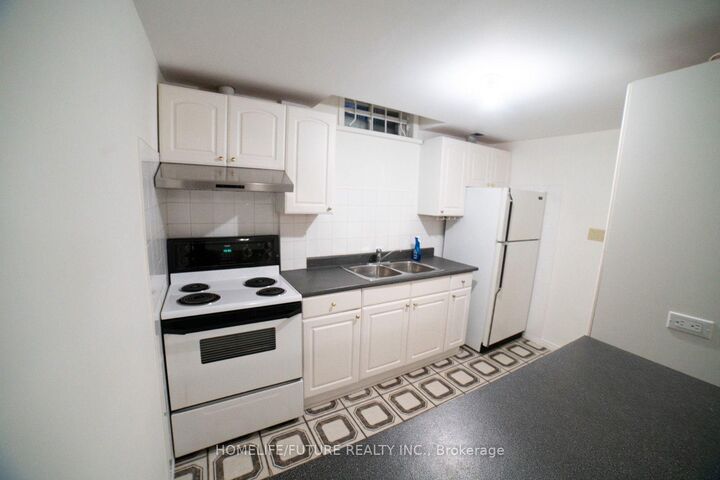 Property Photo: 20 Gaslight Crescent Bsmt ON M1C 3S8